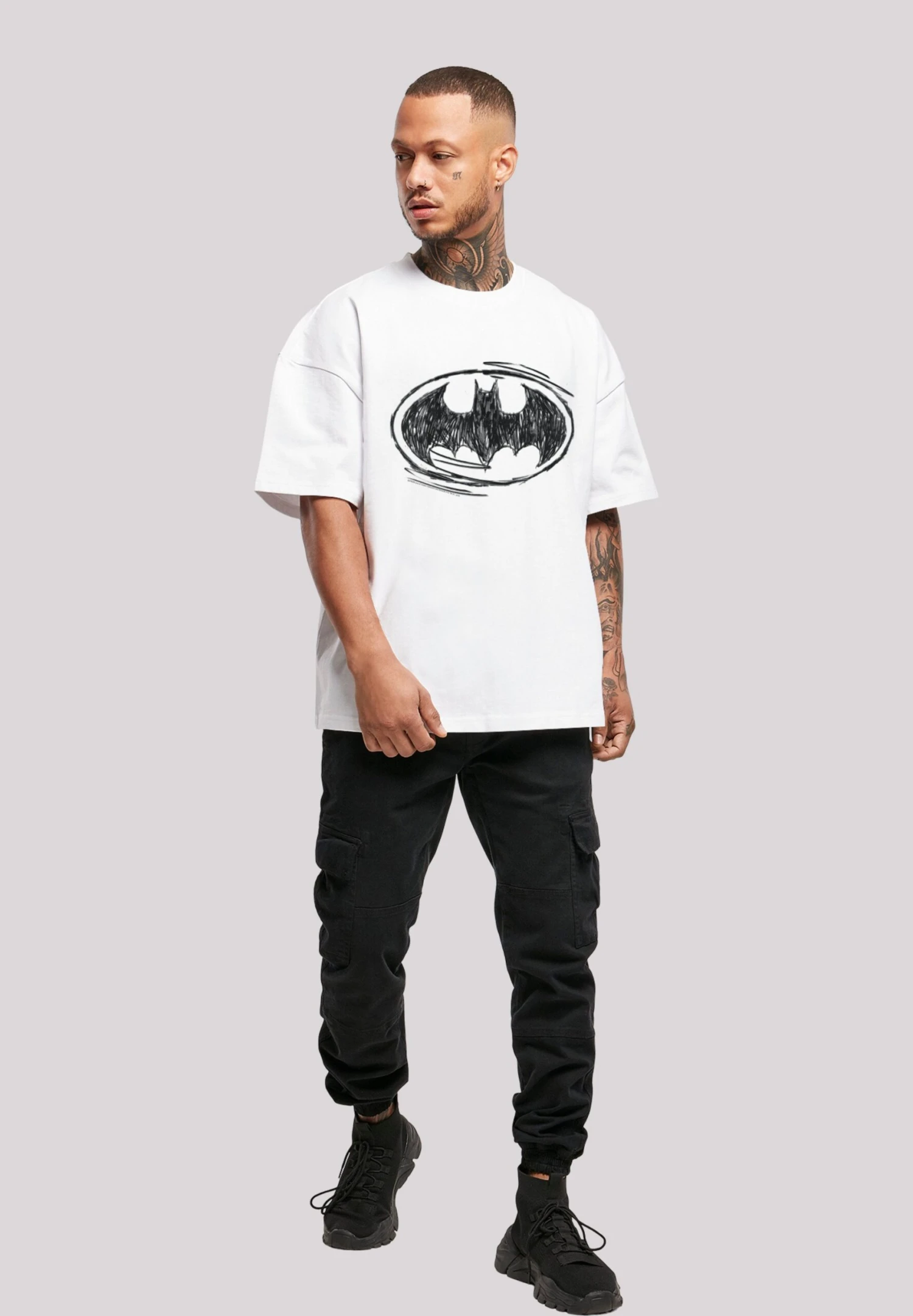 F4NT4STIC Batman Superheld Comic Sketch Logo Oversize - T-Shirt Print - White 4 F4NT4STIC Batman Superheld Comic Sketch Logo Oversize - T-Shirt Print - White - Afbeelding 2